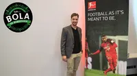 Maurice Gorges dari Bundesliga memberikan penjelasan dalam Workshop Bundesliga. (Bola.com / Aditya Wicaksono)