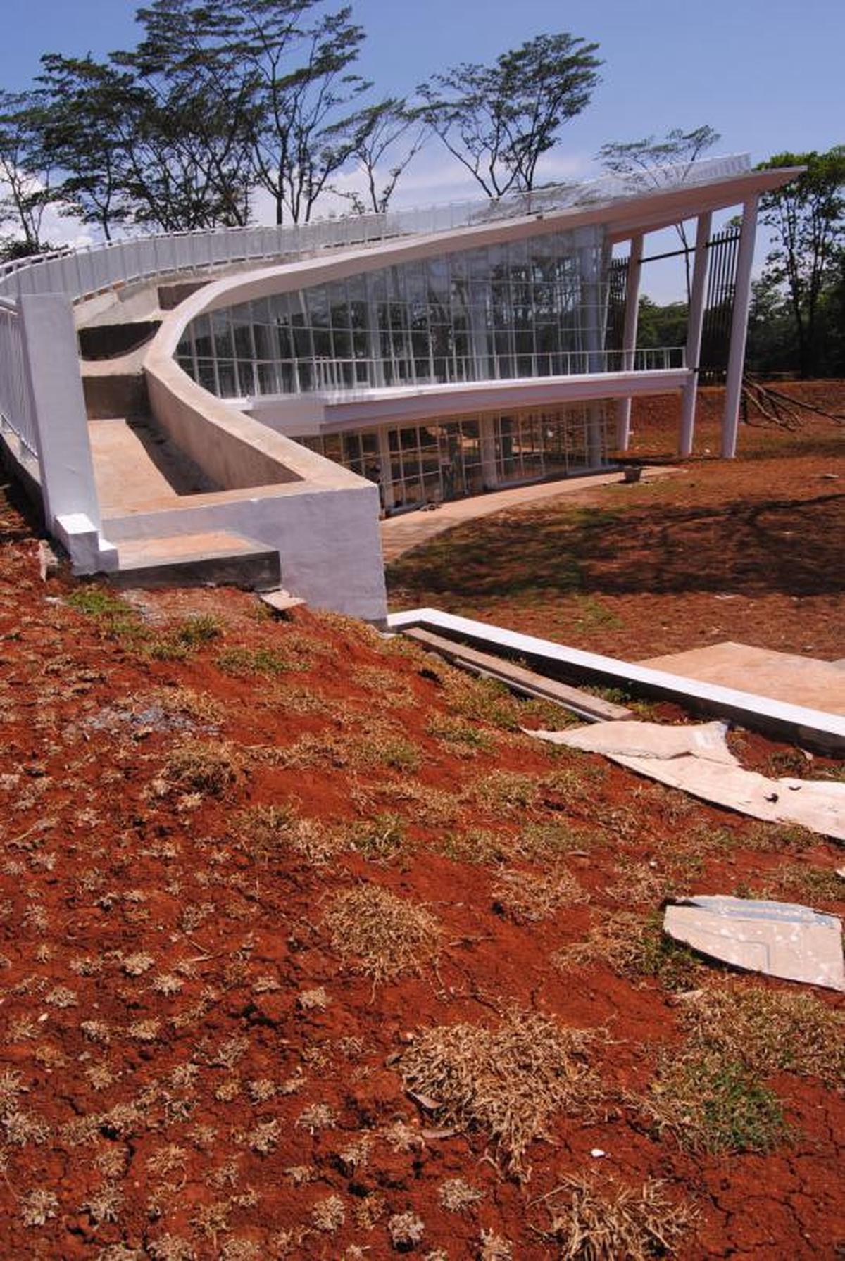Arena golf di Kampus UI hampir jadi