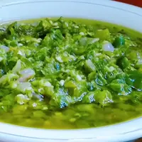 Tanpa Direbus Lebih Dulu, Begini Cara Bikin Sambal Hijau ala Rumah Makan Padang yang Wangi (Credit: YouTube/mami cinta)