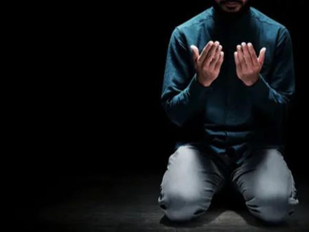 Doa setelah Sholat Taubat Latin dan Artinya, Berikut Keutamaannya