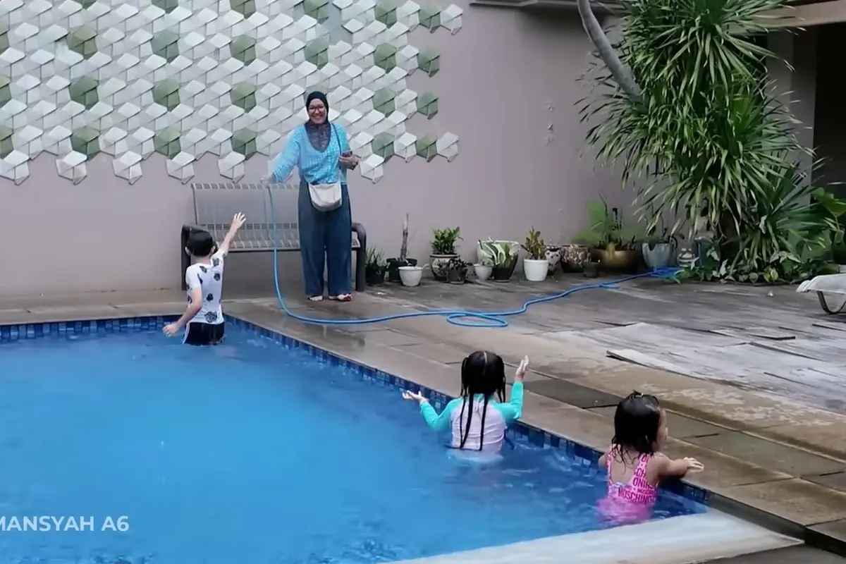 Potret Kolam Renang di Rumah Anang dan Ashanty di Cinere