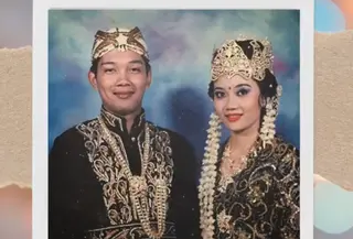 Ridwan Kamil dan Atalia Praratya menikah di tahun 1996. (Instagram/Ridwan Kamil)
