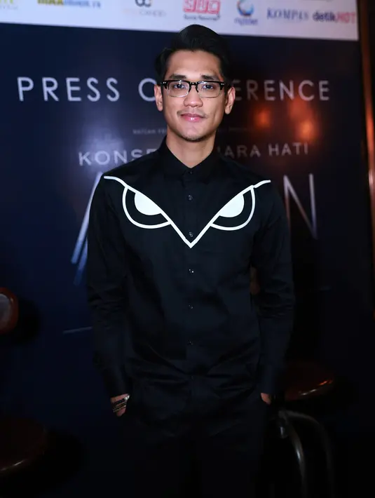Nantinya pemilik nama Afgan Syahreza ini akan membawakan sekitar 23 lagu yang dibagi dalam tiga segmen di konsernya. (Wimbarsana/Bintang.com)