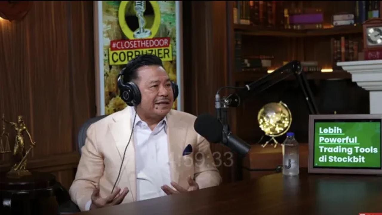Selain itu, menurut Otto, Jessica juga menjadi designer untuk keperluan apapun yang ada di penjara.