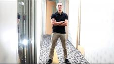 Kurniawan Dwi Yulianto yang dijuluki Si Kurus eks striker timnas Indonesia bercerita mengenai pembinaan usia dini yang ideal di Indonesia bersama tim redaksi Bola.com.