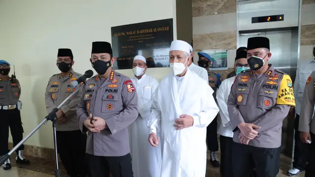 Kapolri Jenderal Listyo Sigit Prabowo berkunjung ke Kantor DPP Rabithah Alawiyah di Jakarta Selatan