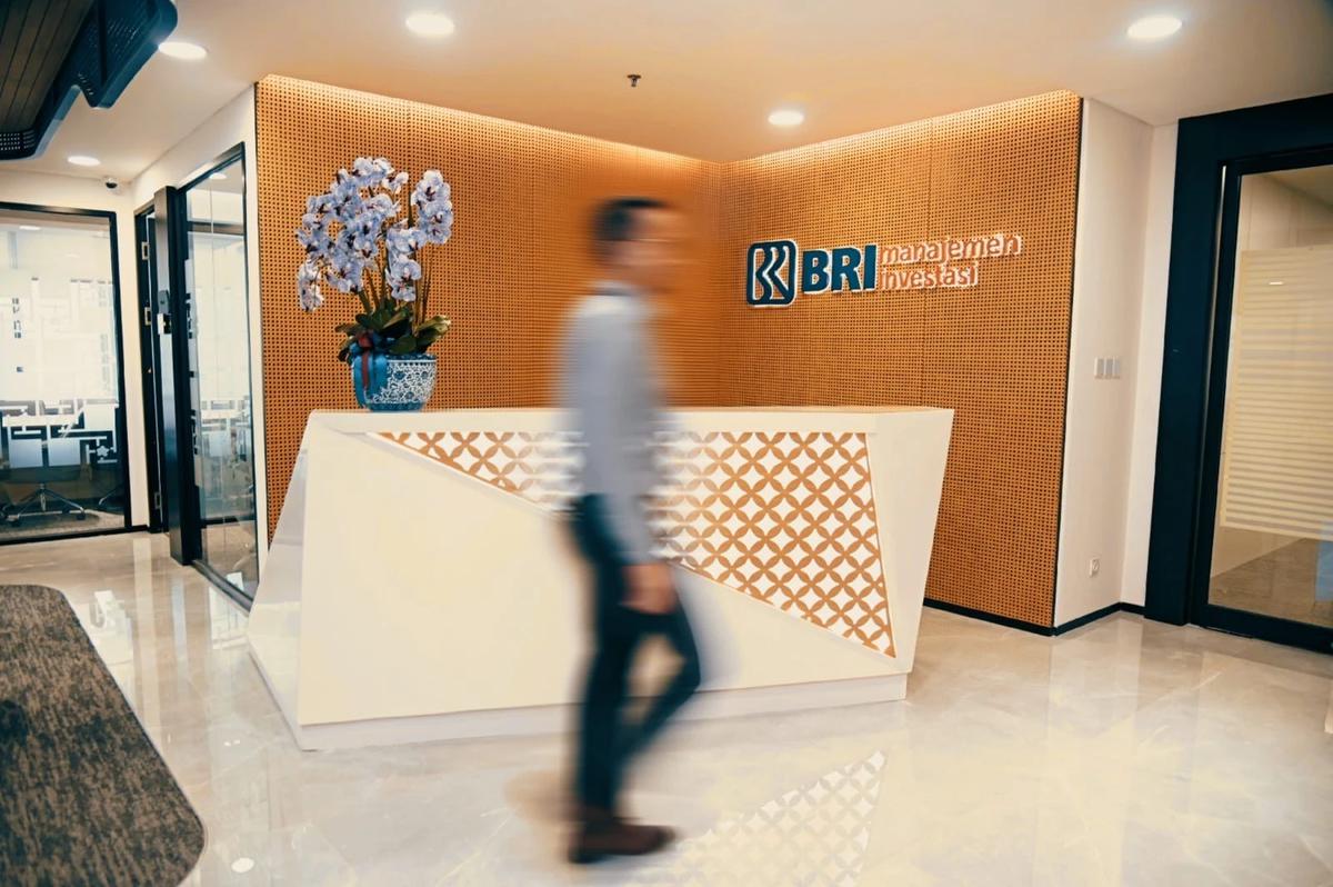 BRI Manajemen Investasi Catatkan KIK EBA Syariah Perdana di Indonesia