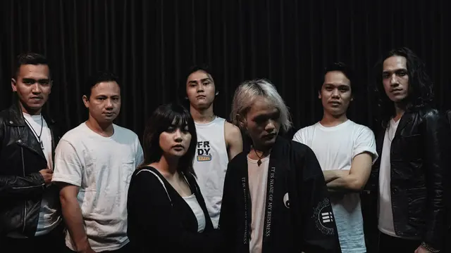Line Of God merupakan band asal Bandung.