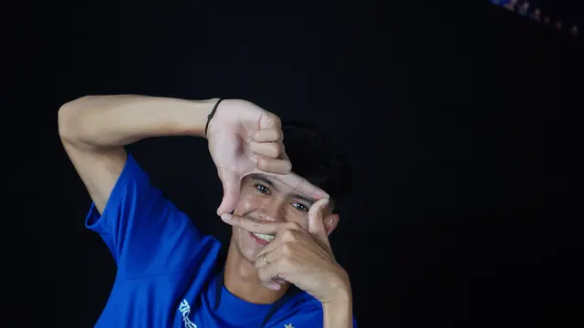 PSIS Semarang resmi mendatangkan winger Lorensius Amanat
