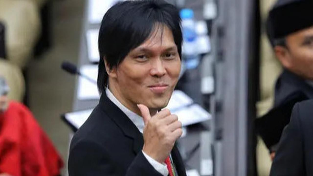 VIDEO: Gaya Once Hari Pertama Kerja di DPR, Bocorkan Misi Khusus Lima Tahun ke Depan