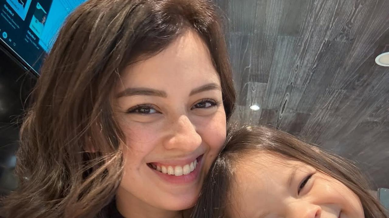 Potret Gemas Kebersamaan Kimberly Rider Bersama Kedua Anaknya