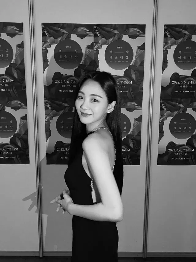 Cho Yi Hyun menghadiri Baeksang Arts Award ke-58 di Pusat Pameran Internasional Korea (KINTEX), Ilsan, Korea Selatan, 6 Mei 2022. (dok. Instagram @yihyun_1208/https://www.instagram.com/p/CdNtgHzJG03/)