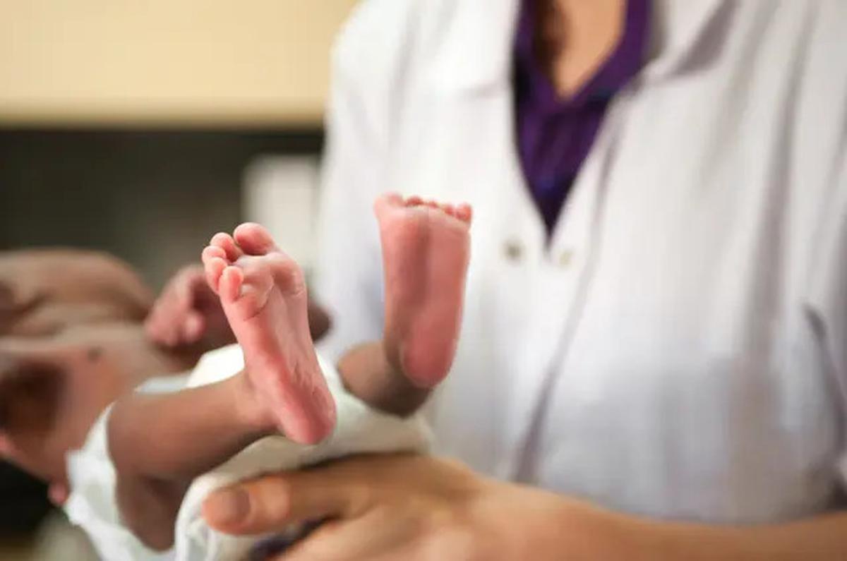 Ketahui 8 Ciri Batuk yang Berbahaya pada Bayi, Para Orang Tua Harus Waspada!