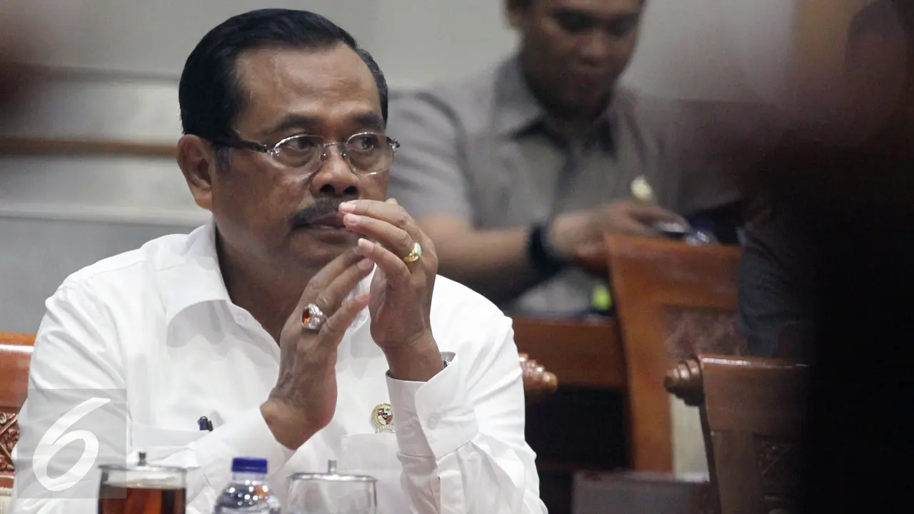 20170201- H. M. Prasetyo Beberkan Kinerja Kejaksaan Agung di Komisi III DPR RI-Jaksa Agung-Jakarta- Johan Tallo