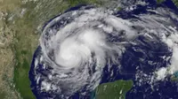 Badai Harvey saat berada di Teluk Meksiko menuju Texas, Amerika Serikat. (NASA)