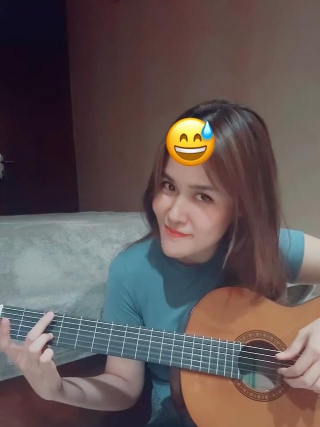 Jessica Wongso Pakai Sosmed