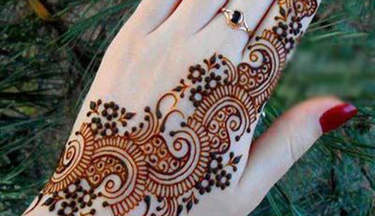 Gambar Henna Tangan Tercantik MODELEMASTERBARU