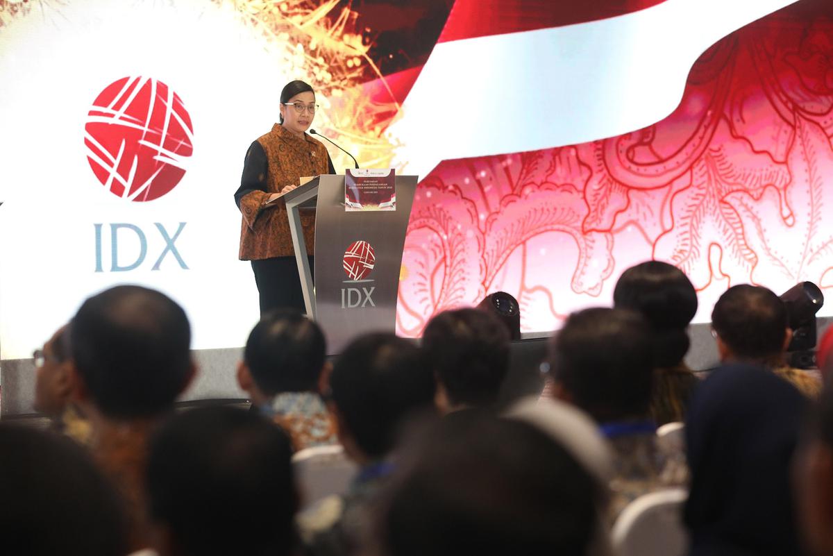Menkeu Sri Mulyani buka perdagangan bursa tahun 2025