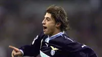 Rekor transfer Christian Vieri pecah saat Parma menjual Hernan Crespo ke Lazio senilai 35,5 juta poundsterling pada tahun 2000. (AFP/Christophe Simon)