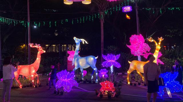 Festival Lampion menyemarakkan Imlek tahun 2023 di Living World Alam Sutera