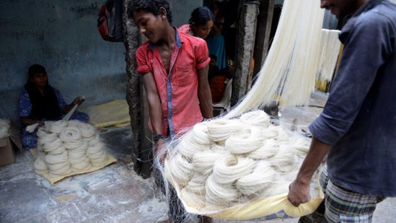 Intip pembuatan Sheerkhorma, menu khas Ramadan ala muslim India
