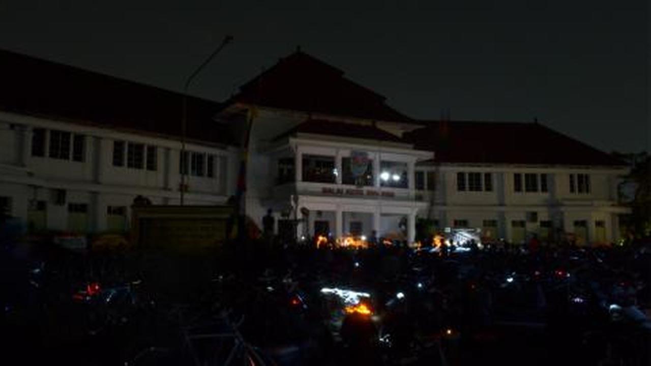 PLN Malang hemat 135 juta karena Earth Hour