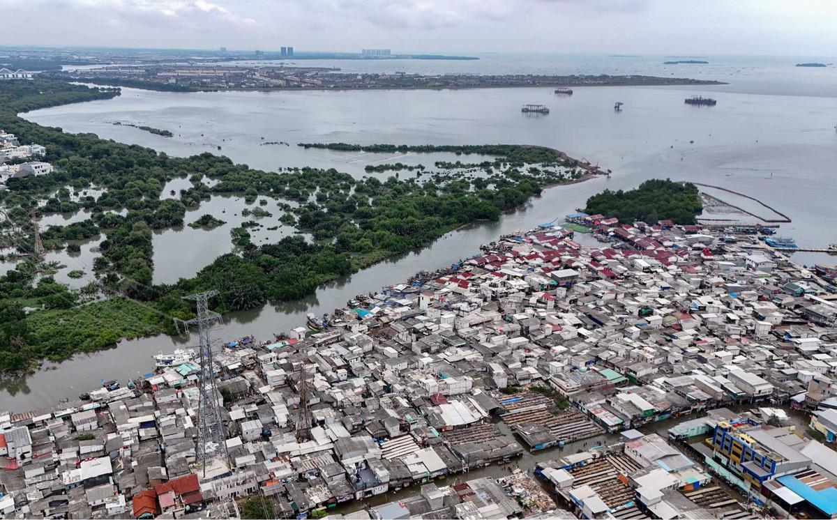 Banjir rob Jakarta