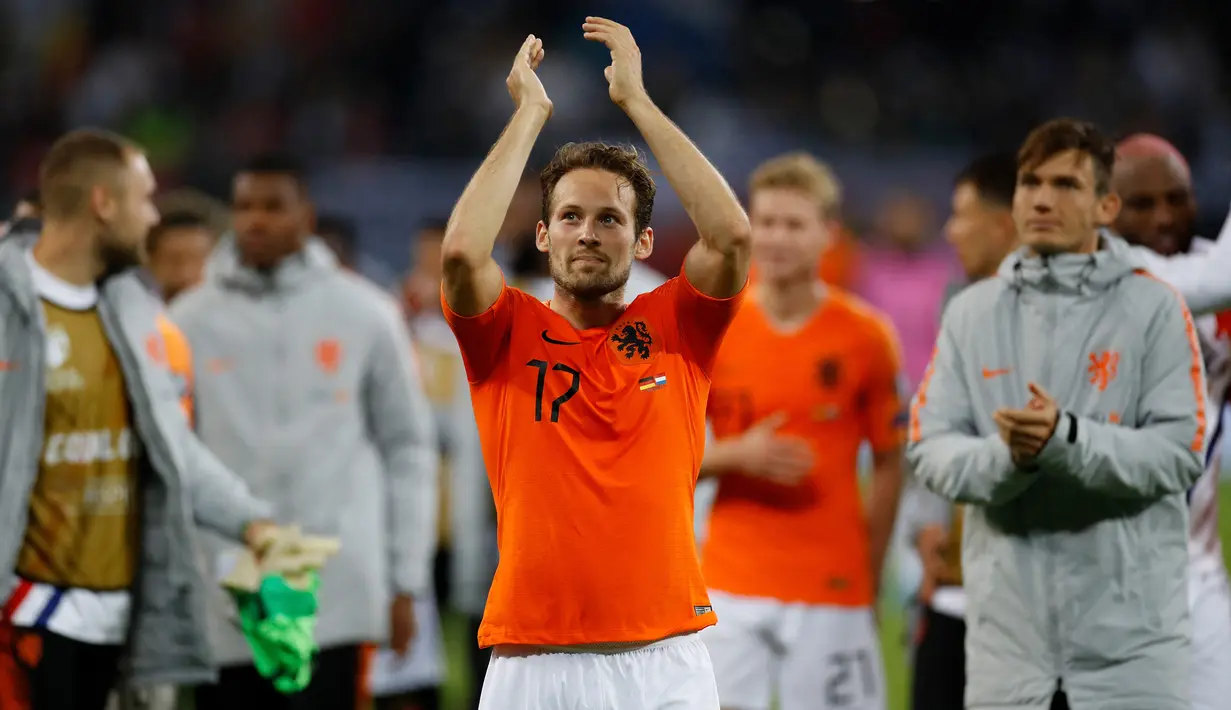 Daley Blind. Pemain serba bisa Ajax Amsterdam berusia 31 tahun ini masih dipercaya menjadi pilar utama dalam skuat Timnas Belanda di Euro 2020 nanti. Debutnya dimulai sejak 6 Februari 2013. Hingga kini telah mencatat 77 caps dengan mencetak 2 gol dan 10 assist. (AFP/Odd Andersen)