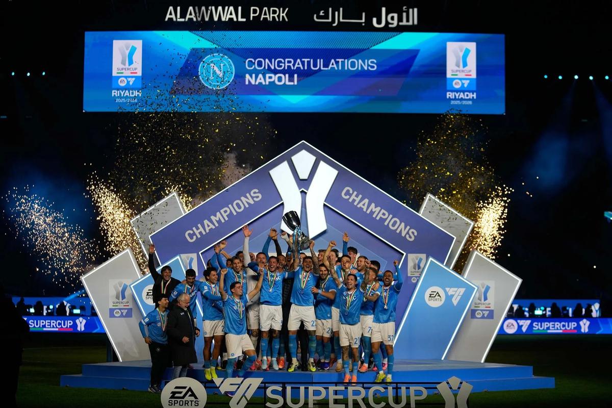 FOTO: Napoli Juara Piala Super Italia 2025