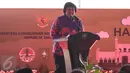 Menteri Lingkungan Hidup dan Kehutanan (LHK) Siti Nurbaya memberikan sambutan pada puncak Hari Lingkungan Hidup Sedunia Tingkat Nasional 2016 di Kabupaten Siak, Riau, Jumat (22/7). Wapres JK juga turut menghadiri acara ini. (Liputan6.com/Faizal Fanani)