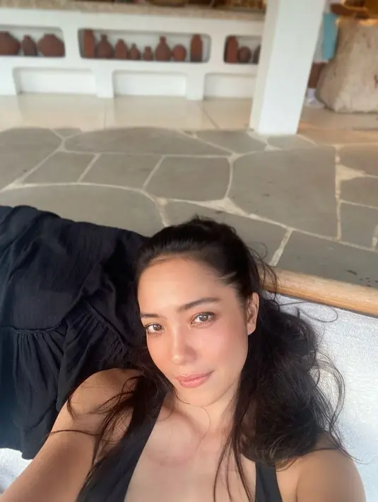 Kevin Julio dan Imelda Therinne (Sumber: Instagram/imeldatherinne)