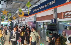 PT Kereta Api Indonesia (Persero) mencatat penjualan tiket angkutan Lebaran 2026 telah mencapai 93,3 persen. (Foto: KAI)