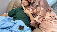 Potret Kedekatan Vidi Aldiano dan Ibunda, Kenangan yang Kini Tinggal Cerita