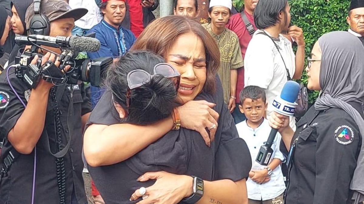 Melaney Ricardo Ungkap Perjuangan Mpok Alpa Melawan Kanker Payudara Sejak Hamil Anak Kembar