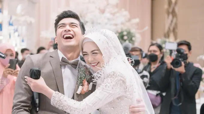 [Fimela] Ria Ricis Nikah