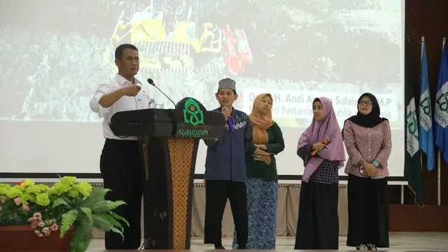 Mentan Berikan Kuliah Umum Mekanisasi Pertanian di depan Ribuan Mahasiswa UIN