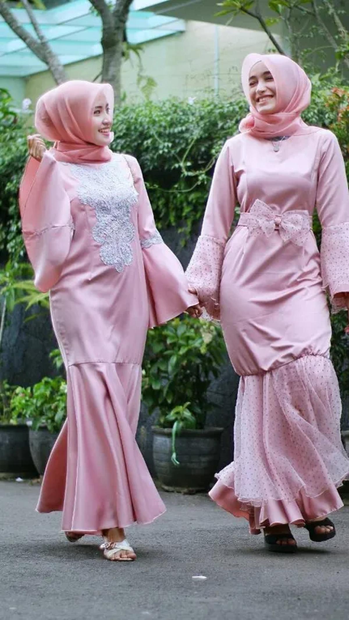Santyka Beri Sentuhan Karakter Tersendiri Lewat Gaya Berpakaiannya<br>