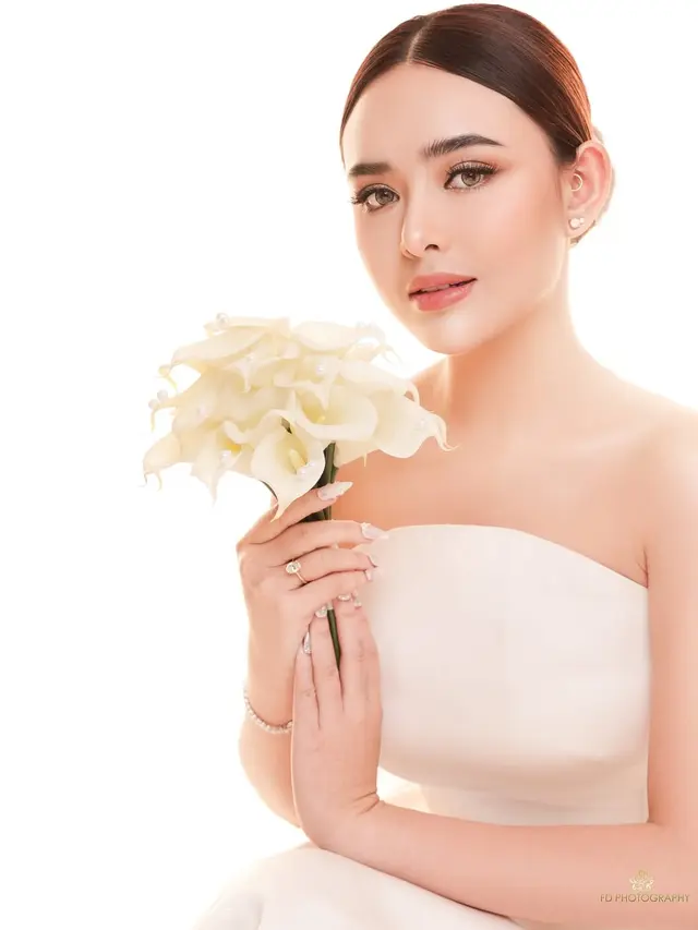 Jelang Nikah, Intip 6 Pesona Amanda Manopo Pakai Gaun Pengantin yang Memukau