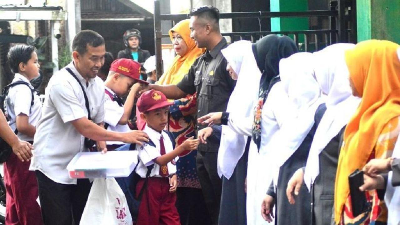 Tahukah Anda? Guru Wali, Pendamping Intensif Siswa Menuju Indonesia Emas 2045