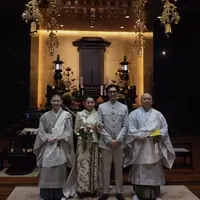 Pernikahan Brandon Salim dan Dhika Himawan. [@theweddingdaypress]