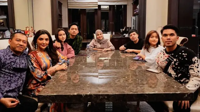 Fuji dan Thariq Halilintar