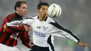 0-4 dari Lazio. AC Milan bertandang ke markas Lazio pada leg kedua semifinal Coppa Italia musim 2003/2004, 11 Februari 2004. Hasil akhir AC Milan kalah 0-4 lewat dua gol dari Stefani Fiore dan masing-masing satu gol dari Cesar Aparecido dan Fabio Liverani. (AFP/Paolo Cocco)