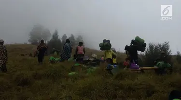 Upaya evakuasi para pendaki Gunung Rinjani yang terjebak akibat gempa di NTB masih terus berlangsung.