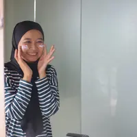 Perhatikan hal-hal ini jika kamu ingin&nbsp;sunscreenmu bekerja secara maksimal. /copyright Fimela/ Adhib Mujaddid