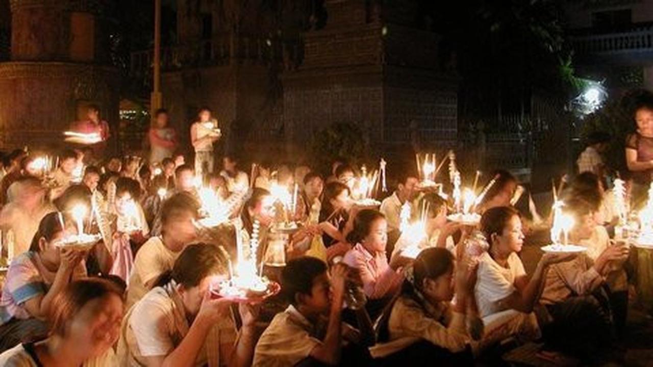 Pchum Ben - Kamboja