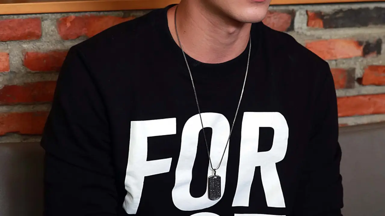 [Bintang] Stefan William
