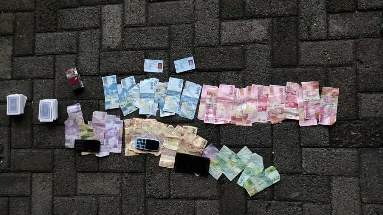 Barang bukti yang diamankan di Polres Minahasa Utara guna kepentingan penyidikan lebih lanjut.