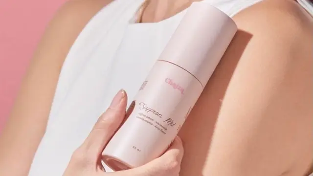 Saffron Mist Multifungsi Bisa Digunakan sebagai Skincare Sekaligus Makeup