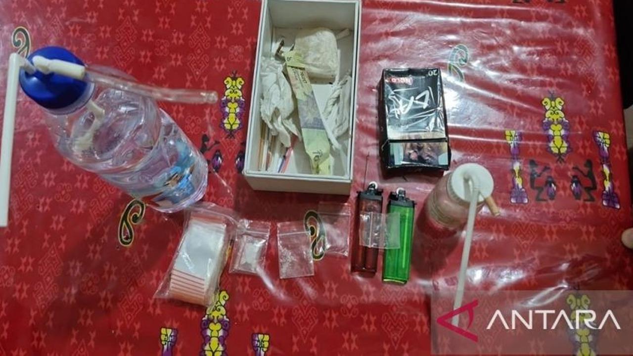 Terungkap di Rumah Kontrakan, Polres Jayawijaya Bongkar Peredaran Sabu di Wamena, Pelaku Ditangkap!