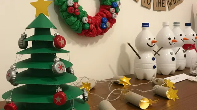 Ide Dekorasi Natal Sederhana dari Barang Bekas